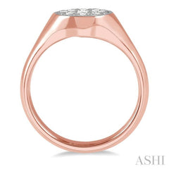 Round Shape Lovebright Essential Diamond Signet Ring