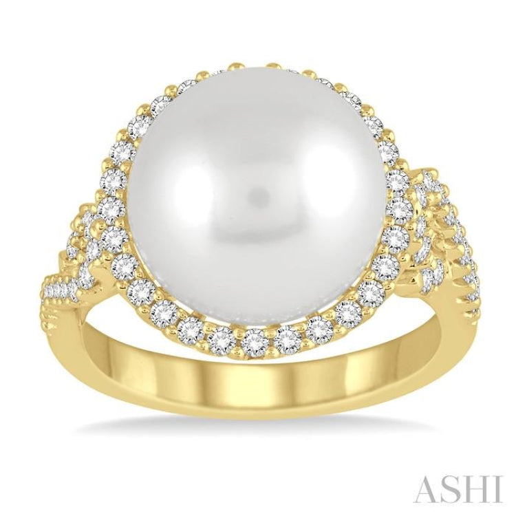 Pearl & Halo Diamond Ring