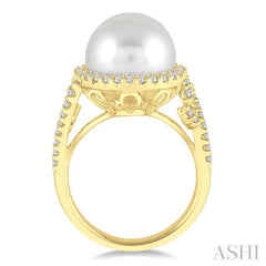 Pearl & Halo Diamond Ring