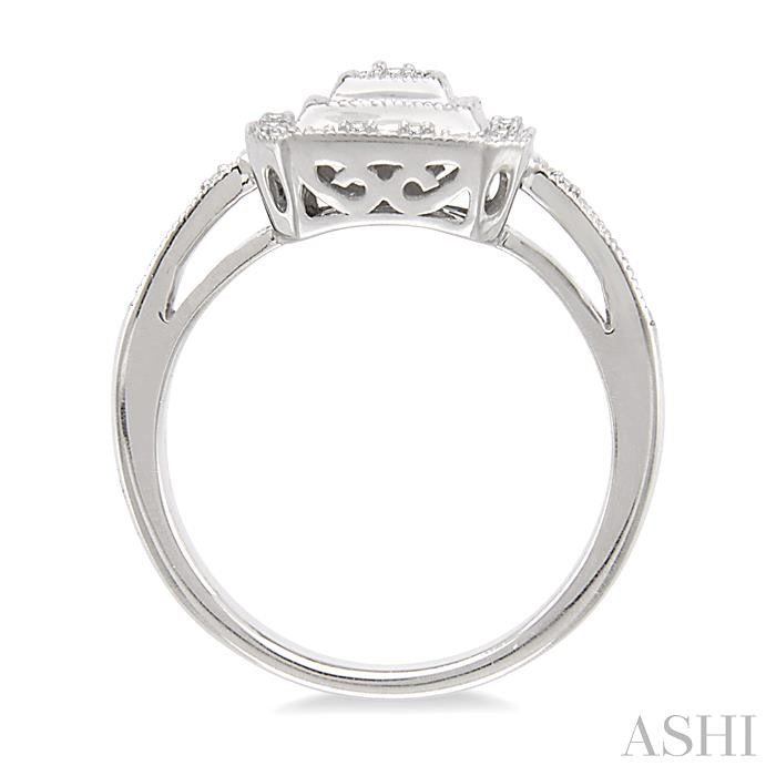 1/20 Ctw Round Cut Diamond Ring in Sterling Silver