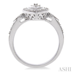 1/20 Ctw Pear Shape Round Cut Diamond Ring in Sterling Silver