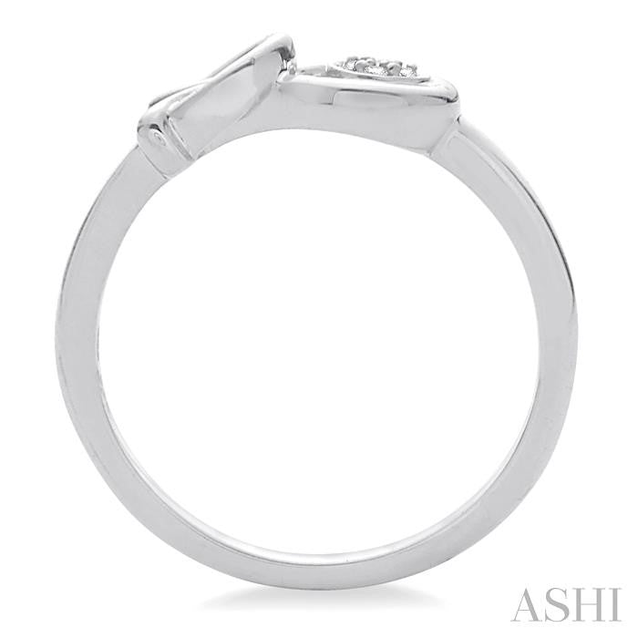 1/50 Ctw Round Cut Diamond Ring in Sterling Silver