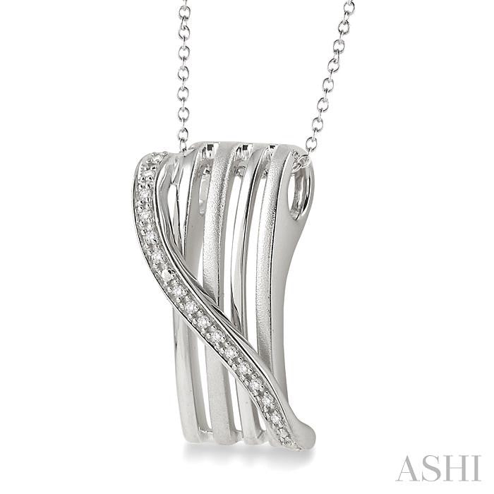 1/20 Ctw Round Cut Diamond Fashion Pendant in Sterling Silver with Chain