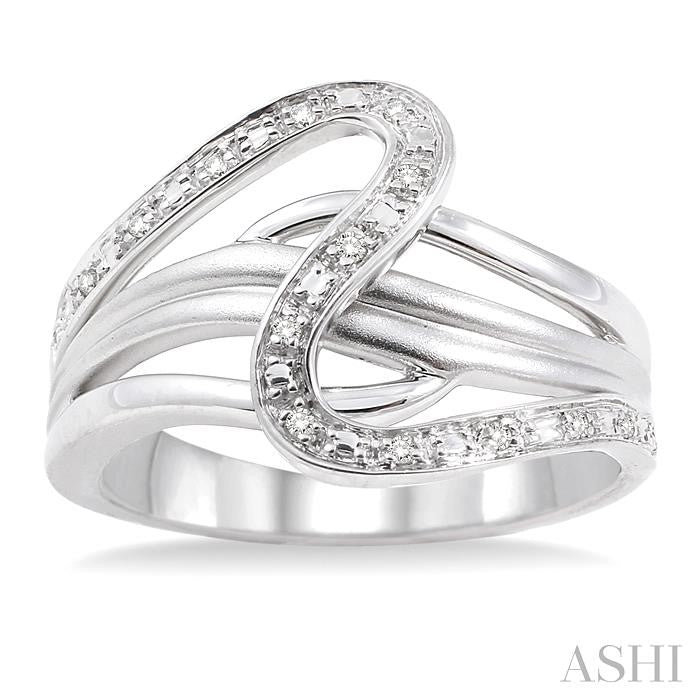 1/20 Ctw Round Cut Diamond Fashion Ring in Sterling Silver