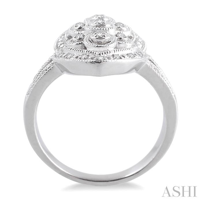 1/6 Ctw Round Cut Diamond Fashion Ring in Sterling Silver