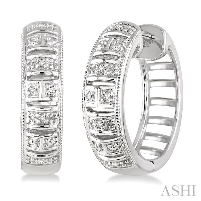 1/20 Ctw Round Cut Diamond Vintage Earrings in Sterling Silver