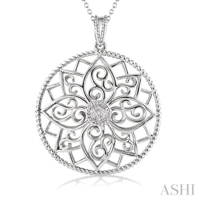 1/50 Ctw Round Cut Diamond Circle Pendant in Sterling Silver with Chain