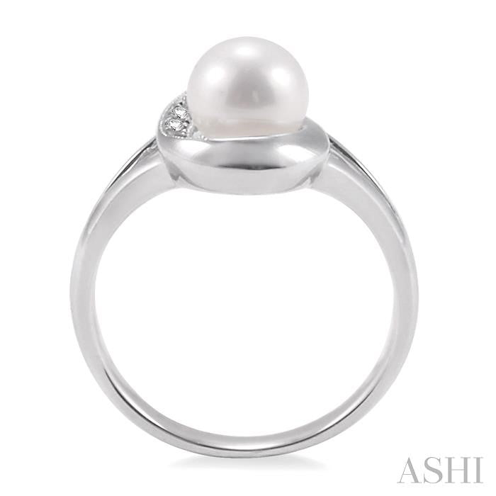 6.5 MM Cultured Pearl and 1/20 Ctw Round Cut Diamond Ring in Sterling Silver