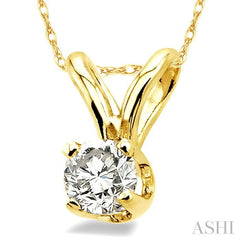 1/10 Ctw Round Cut Diamond Solitaire Pendant in 14K Yellow Gold with Chain