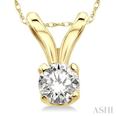 1/10 Ctw Round Cut Diamond Solitaire Pendant in 14K Yellow Gold with Chain