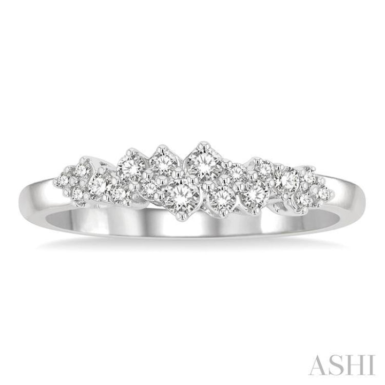 Scatter Diamond Fashion Ring