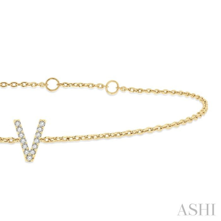 'V' Initial Diamond Chain Bracelet