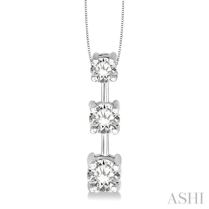 1 Ctw Three Stone Round Cut Diamond Pendant in 14K White Gold with Chain
