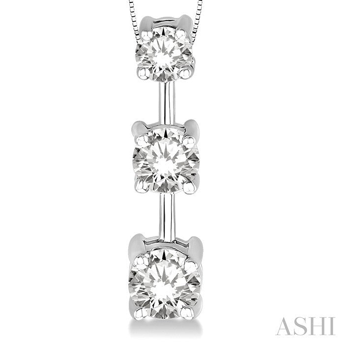 1 Ctw Three Stone Round Cut Diamond Pendant in 14K White Gold with Chain