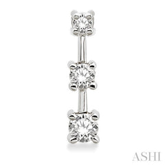 1 Ctw Round Cut Diamond Earrings in 14K White Gold