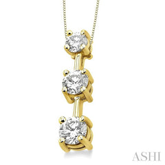 1 Ctw Three Stone Round Cut Diamond Pendant in 14K Yellow Gold with Chain