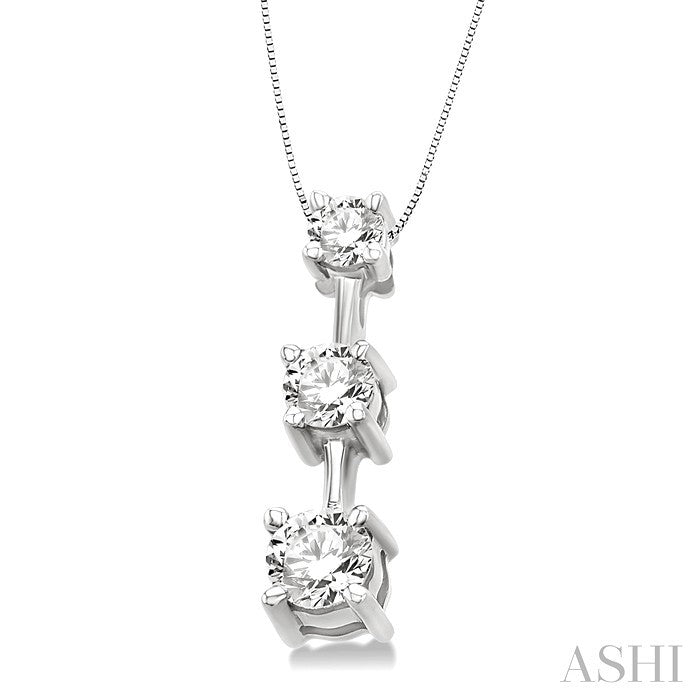 3/4 Ctw Three Stone Round Cut Diamond Pendant in 14K White Gold with Chain