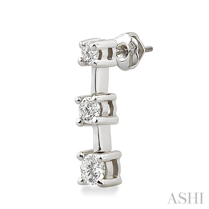 3/4 ctw Round Cut Diamond Earrings in 14K White Gold