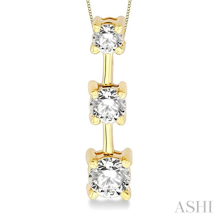 3/4 Ctw Three Stone Round Cut Diamond Pendant in 14K Yellow Gold with Chain