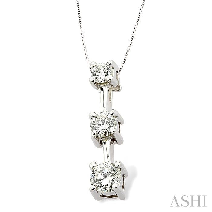 1/2 ctw Three Stone Round Cut Diamond Pendant in 14K White Gold with Chain