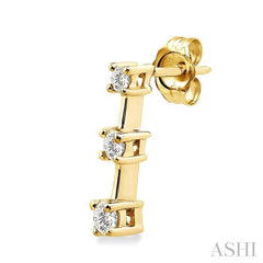 1/2 ctw Round Cut Diamond Earrings in 14K Yellow Gold