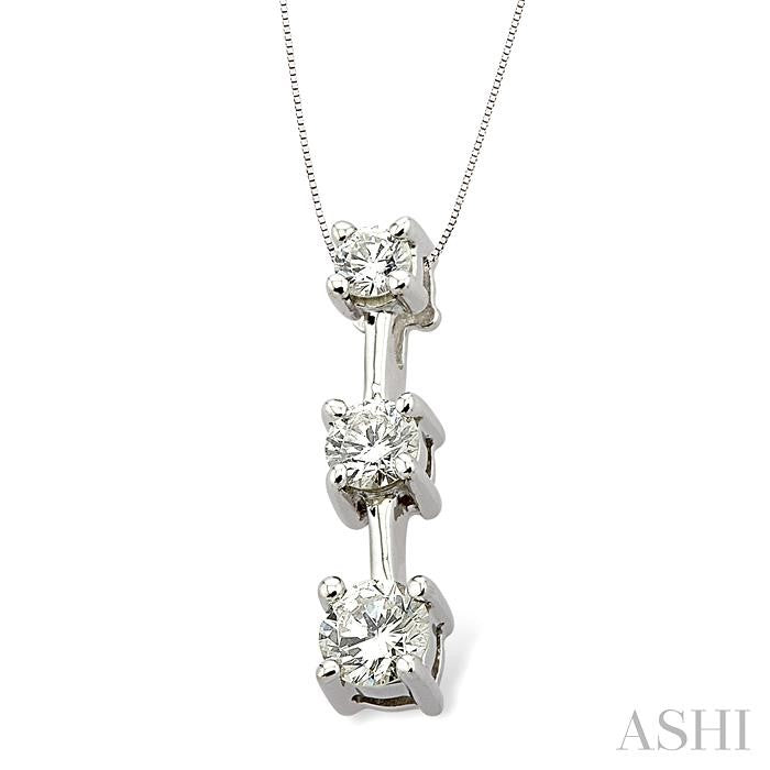 1/2 ctw Three Stone Round Cut Diamond Pendant in 14K White Gold with Chain