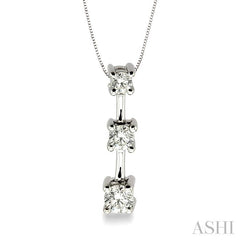 1/4 ctw Three Stone Round Cut Diamond Pendant in 14K White Gold with Chain