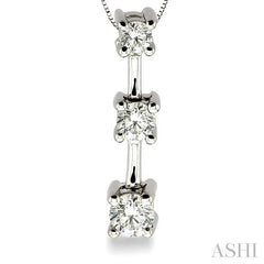 1/4 ctw Three Stone Round Cut Diamond Pendant in 14K White Gold with Chain