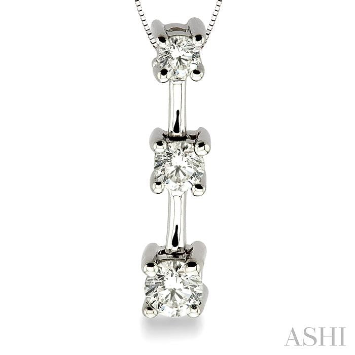 1/4 ctw Three Stone Round Cut Diamond Pendant in 14K White Gold with Chain