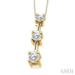1/4 ctw Three Stone Round Cut Diamond Pendant in 14K Yellow Gold with Chain