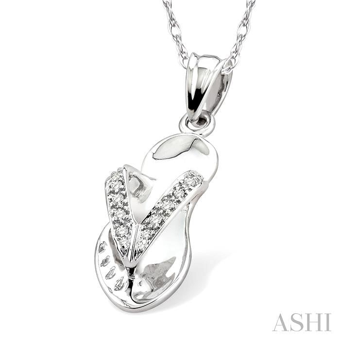 1/20 Ctw Round Cut Diamond Flip Flop Pendant in 14K White Gold with Chain