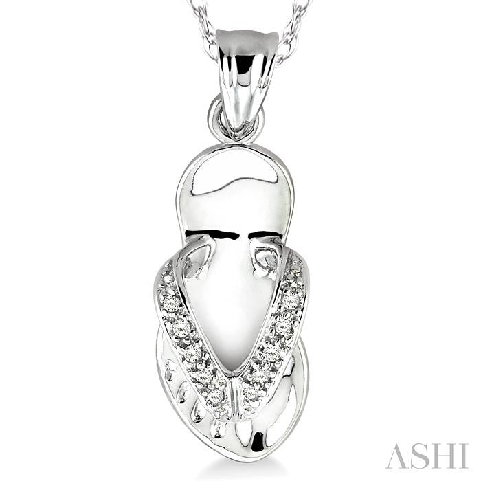 1/20 Ctw Round Cut Diamond Flip Flop Pendant in 14K White Gold with Chain