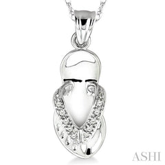 1/20 Ctw Round Cut Diamond Flip Flop Pendant in 14K White Gold with Chain