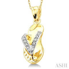 1/20 Ctw Round Cut Diamond Flip Flop Pendant in 14K Yellow Gold with Chain