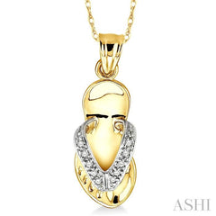 1/20 Ctw Round Cut Diamond Flip Flop Pendant in 14K Yellow Gold with Chain