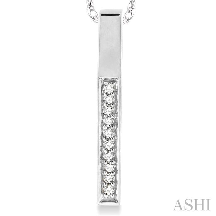 1/10 Ctw Round Cut Diamond Stick Pendant in 14K White Gold with Chain