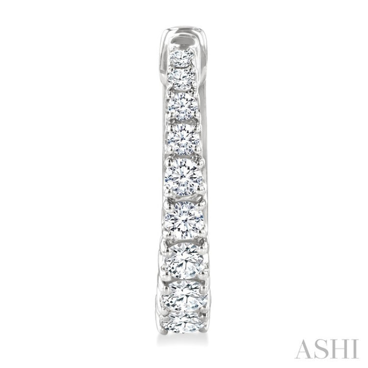 1/2 Ctw Graduated Round Cut Diamond Fashion Hoop Earrings in 14K White Gold