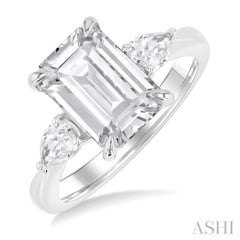 Emerald Shape Semi-Mount Diamond Engagement Ring