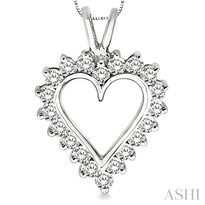 1 Ctw Round Cut Diamond Heart Pendant in 14K White Gold with Chain