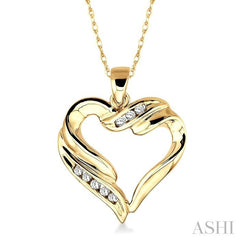 1/10 ctw Round Cut Diamond Heart Pendant in 10K Yellow Gold with Chain