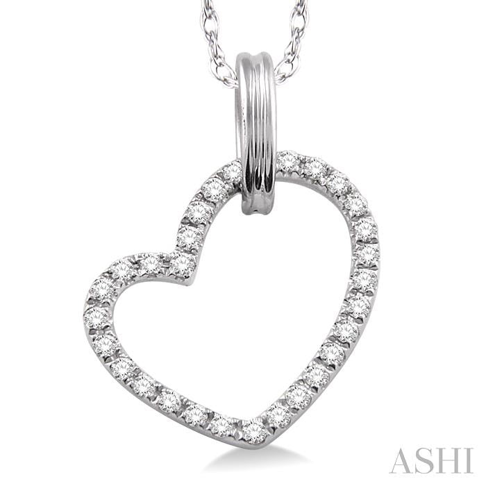 1/6 ctw Round Cut Diamond Heart Shape Pendant in 14K White Gold with Chain