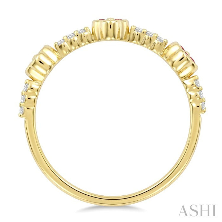 1.25 MM Round Cut Ruby and 1/10 Ctw Clover Leaf & Bar Link Round Cut Diamond Precious Ring in 10K Yellow Gold