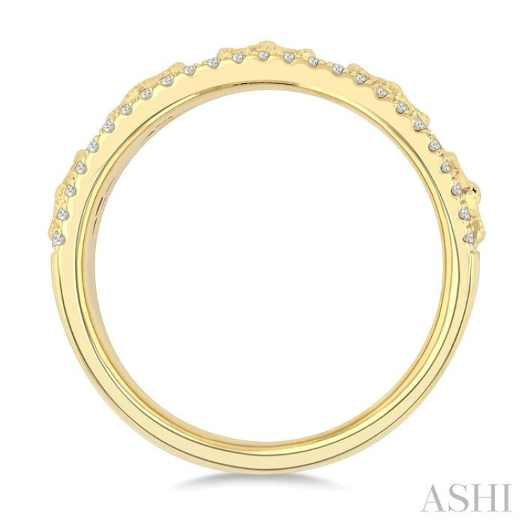 5/8 Ctw Clover Motif Round Cut Diamond Wide Fashion Band in 14K Yellow Gold