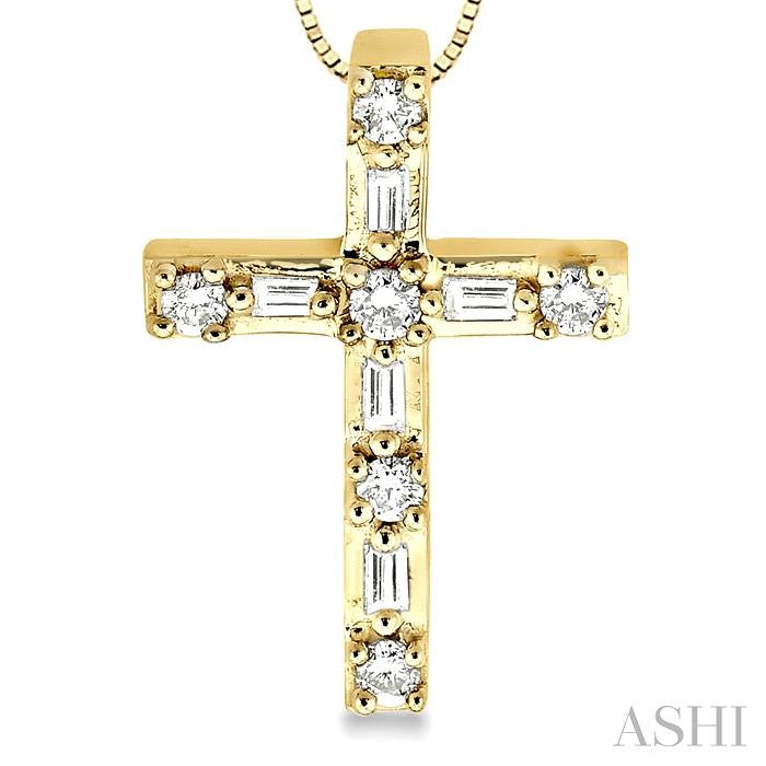 1/4 ctw Diamond Cross Pendant in 14K Yellow Gold with chain