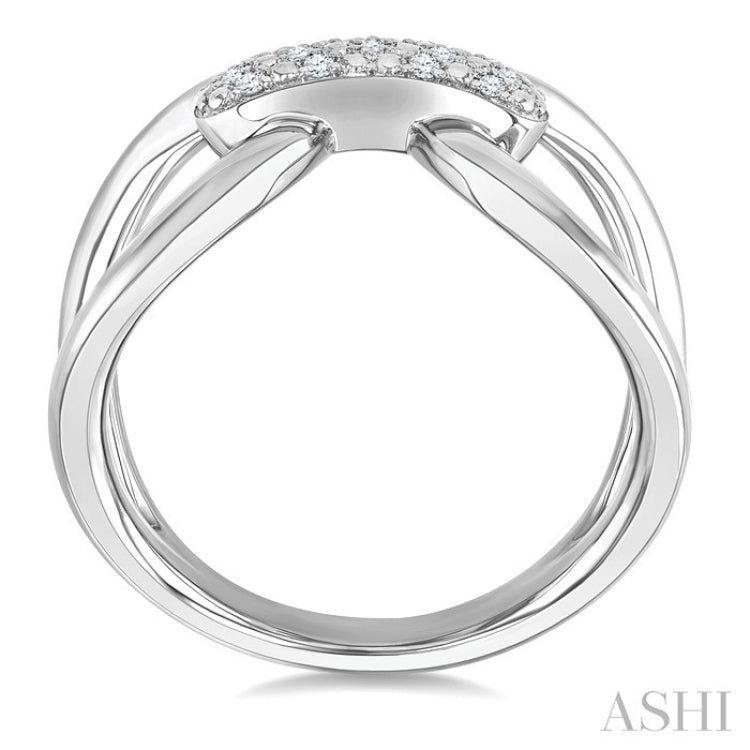 1/10 Ctw Accent Round Cut Diamond Bold Fashion Ring in Sterling Silver