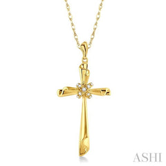 1/20 ctw Round Cut Diamond Pendant in 14K Yellow Gold with Chain