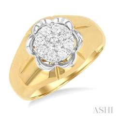 3/4 Ctw Floral Center Lovebright Round Cut Diamond Men's Ring in 10K Yellow and White Gold