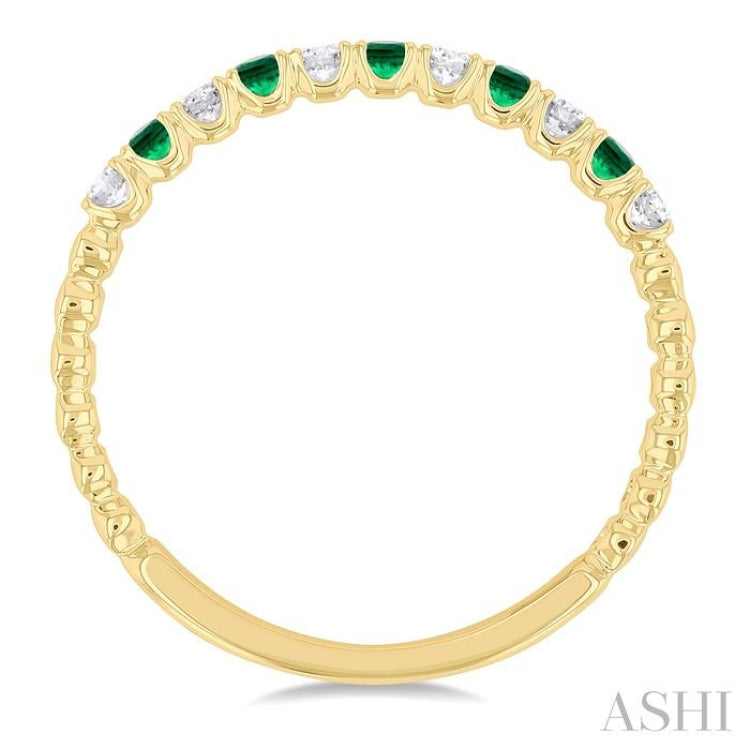 1.75 MM Emerald and 1/6 Ctw Round Cut Diamond Precious Wedding Band in 14K Yellow Gold