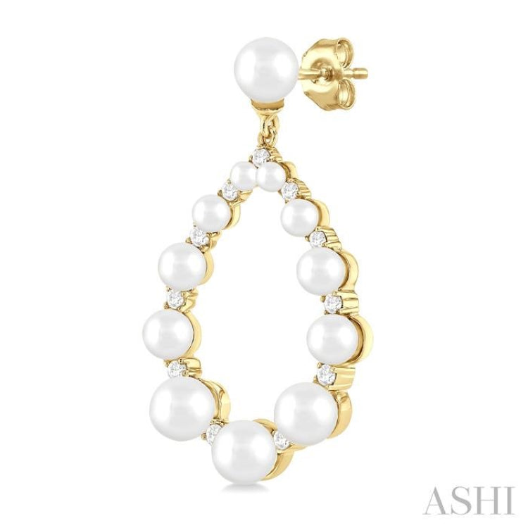 2 MM-4.5 MM Tear Drop Cultured Pearls and 1/4 Ctw Round Cut Diamond Fashion Earring in 10K Yellow Gold