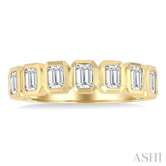 1 Ctw 7-Stone Bezel Set Emerald Cut Diamond Fashion Band in 14K Yellow Gold